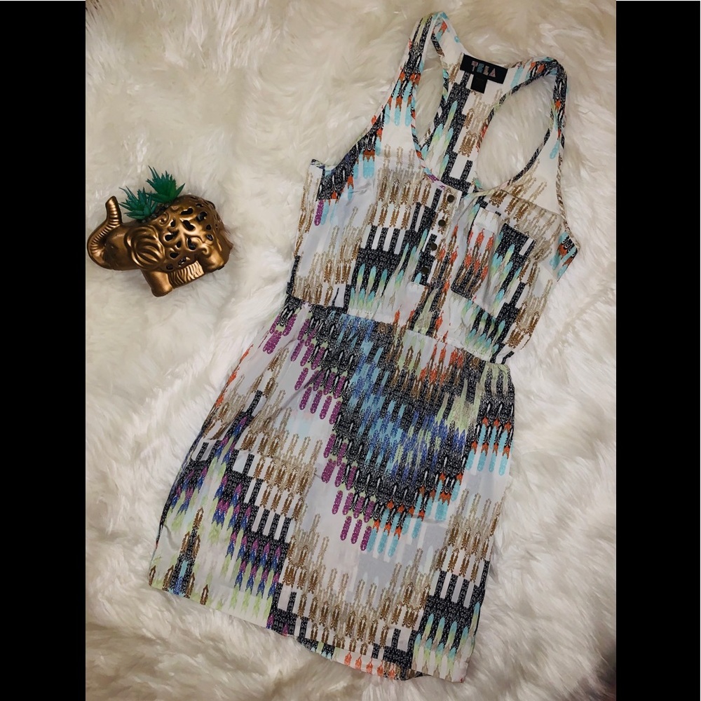 NWOT Tela beautiful taupe pattern racerback dress